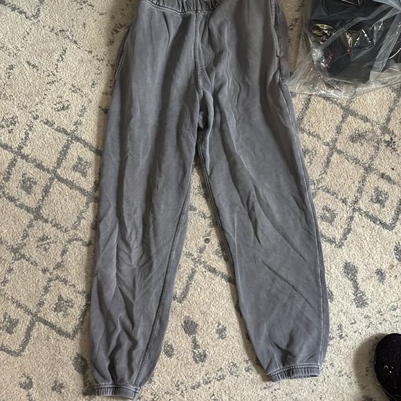 Elwood grey sweats - Picture 7 of 8